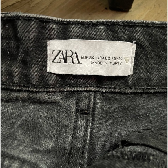 Zara black jeans with knee holes, size 2 - Picture 2 of 3